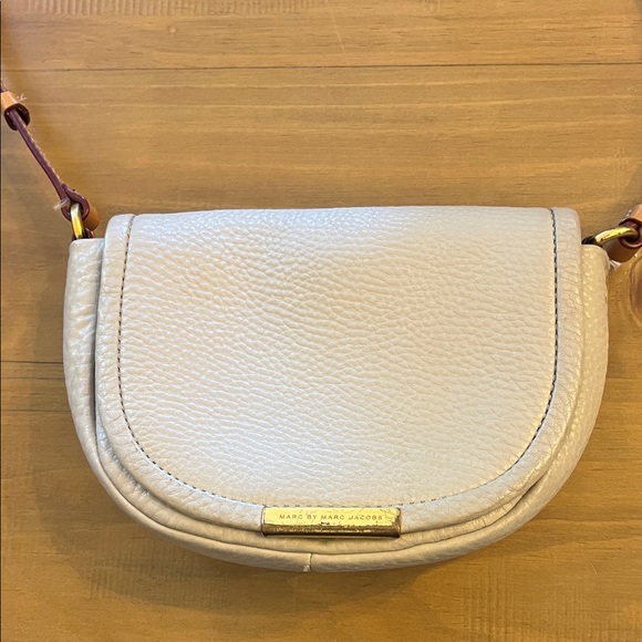 Marc by Marc Jacobs Beige Leather Crossbody Bag - Picture 1 of 5